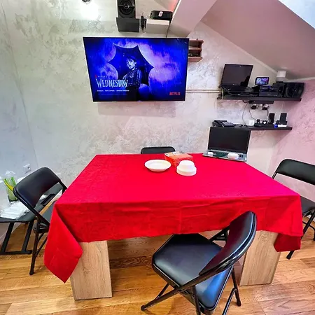 Chic Green Penthouse - Domotic Comfort In Milans Trendy Nightlife District Milano