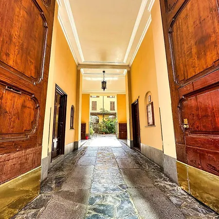 Chic Green Penthouse - Domotic Comfort In Milans Trendy Nightlife District דירה מילאנו